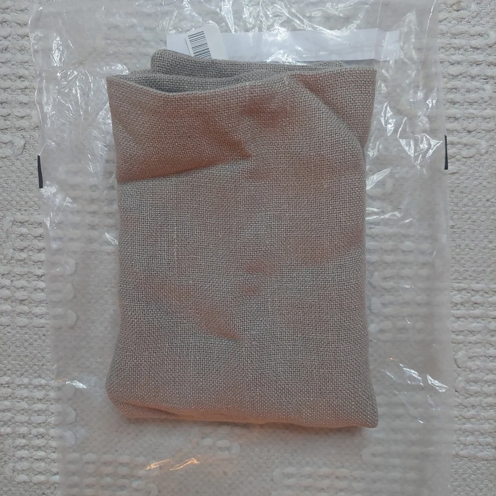 NWOT! Quince 100% Linen Brown Pillow Cover! 20" X 20" (M18)_6